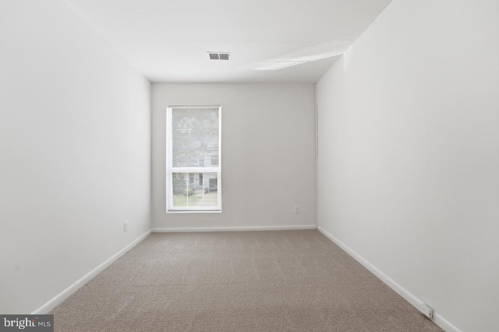 5616 8th Street N - Photo 17
