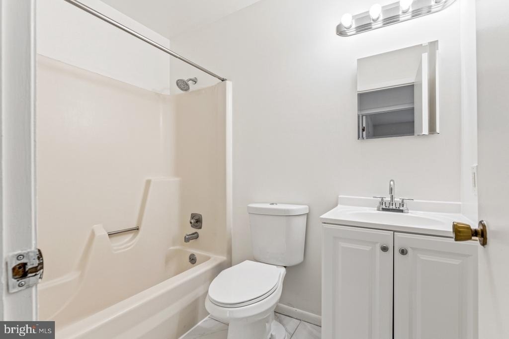 5616 8th Street N - Photo 21