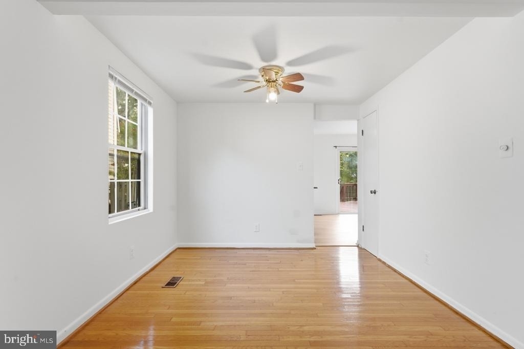 5616 8th Street N - Photo 8