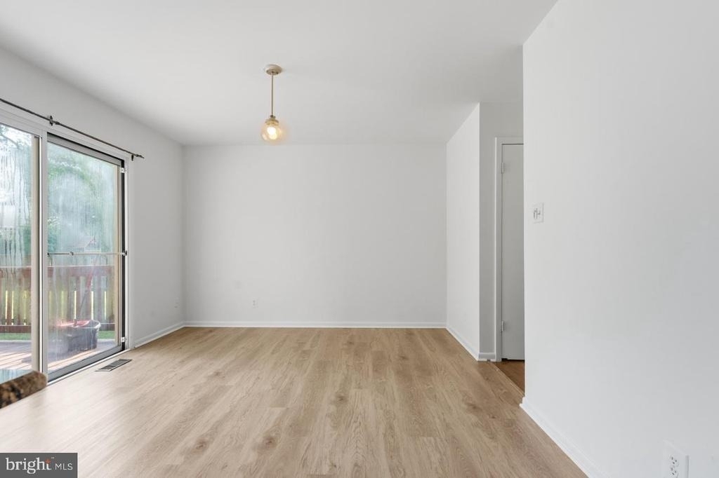 5616 8th Street N - Photo 11