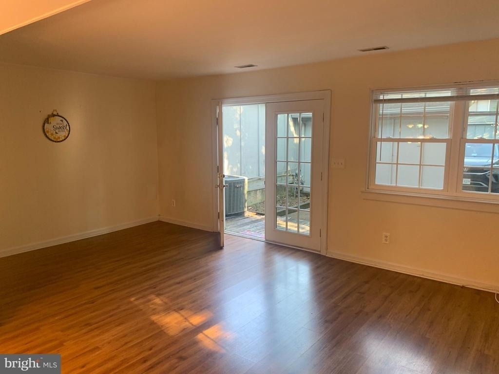 133 Woodlake Drive - Photo 5