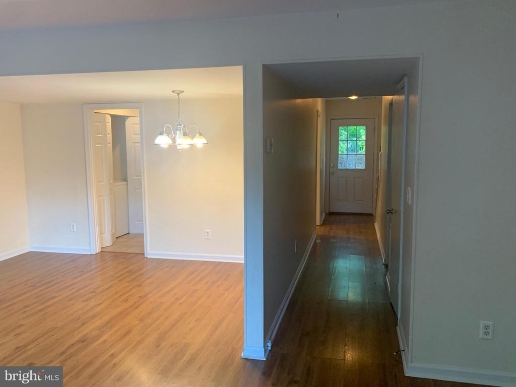 133 Woodlake Drive - Photo 6