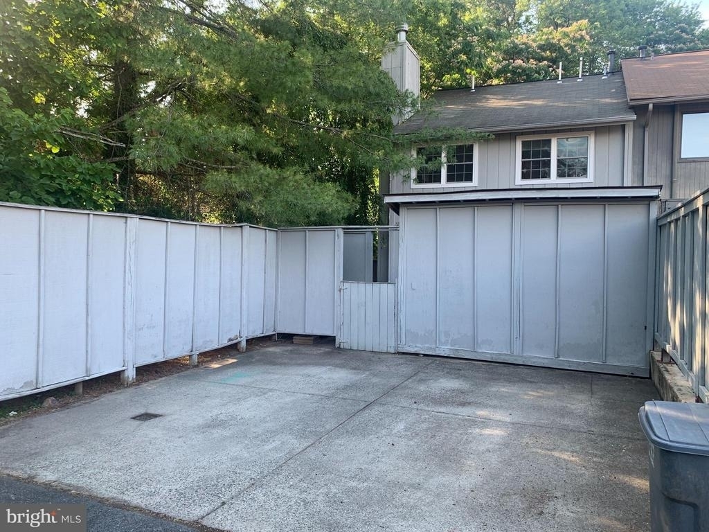 133 Woodlake Drive - Photo 25