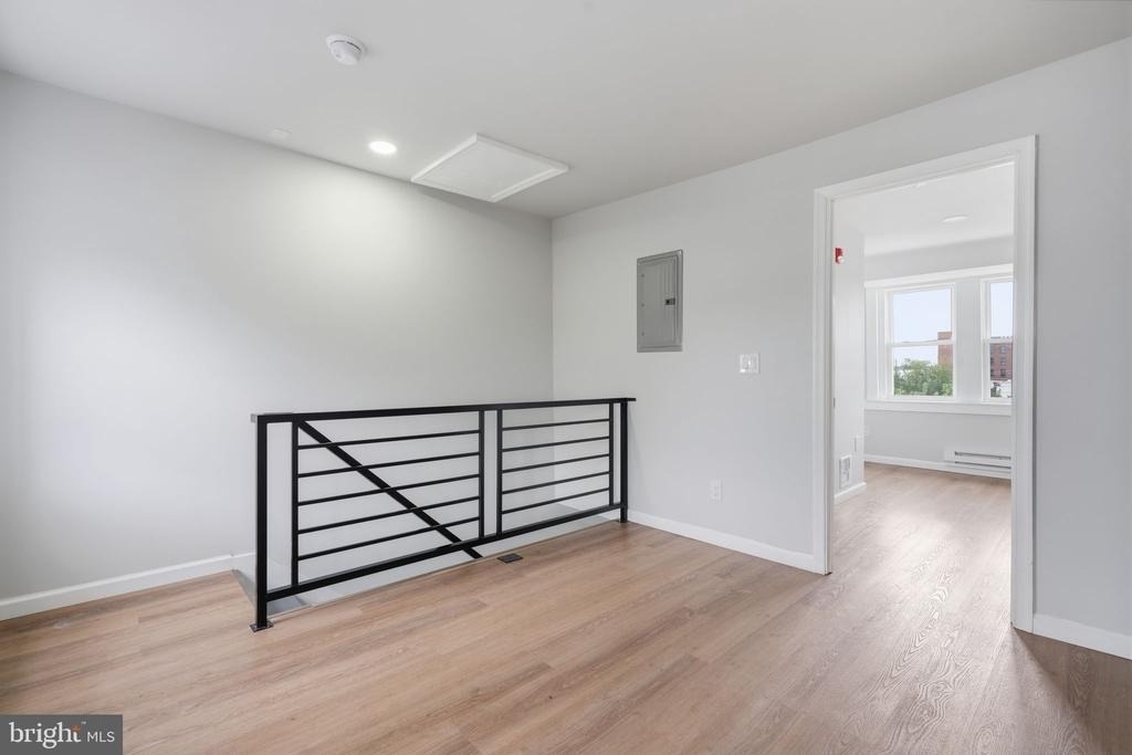 3448 Frankford Avenue - Photo 3