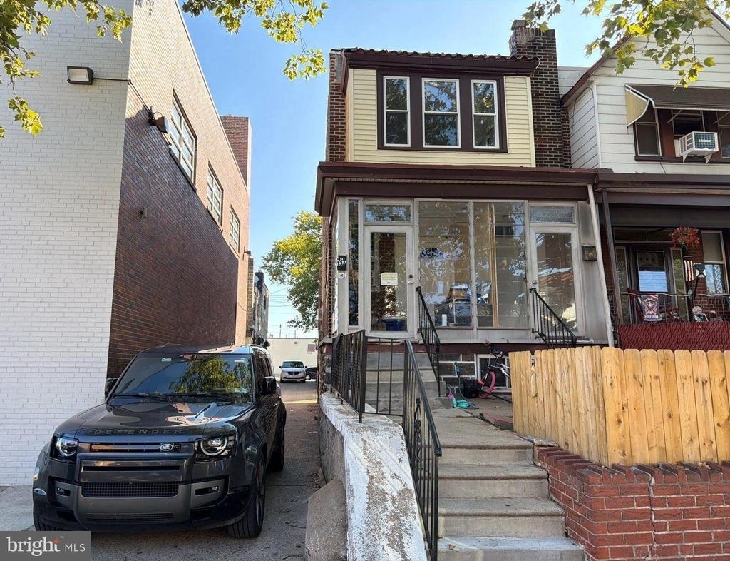 4013 Teesdale Street - Photo 0