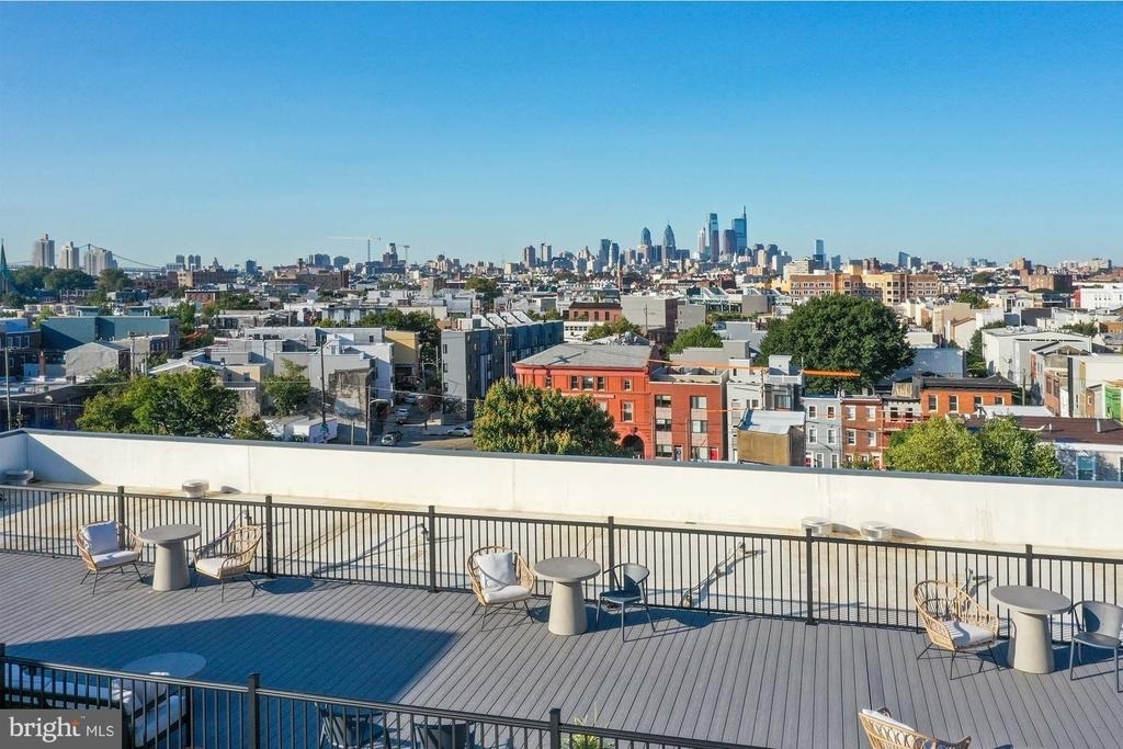 2120 E York Street - Photo 1