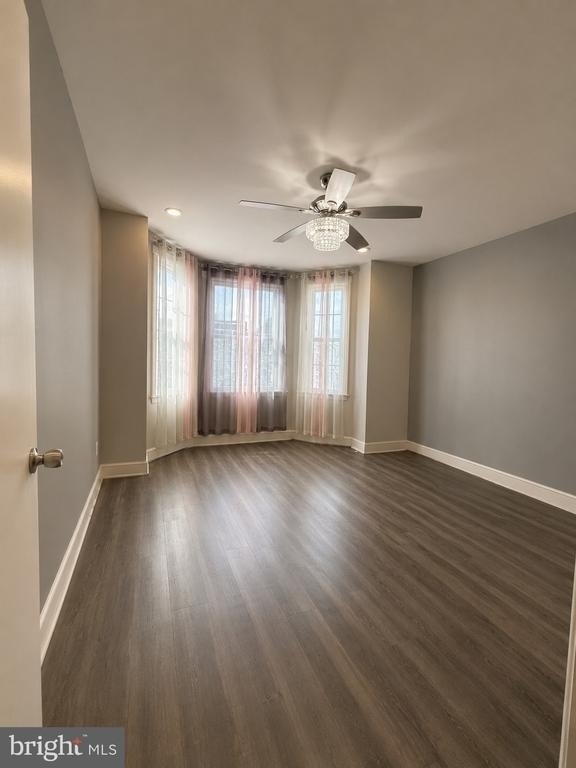 204 W Clapier Street - Photo 9