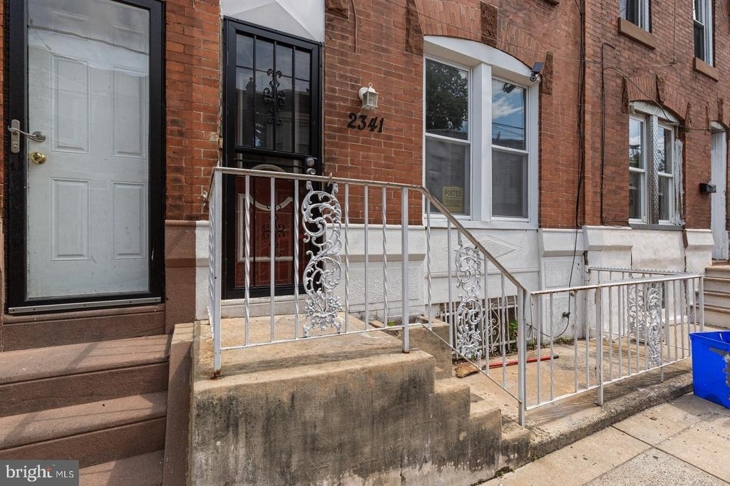 2341 Watkins Street - Photo 25