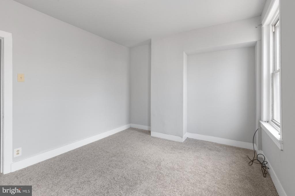 2341 Watkins Street - Photo 16