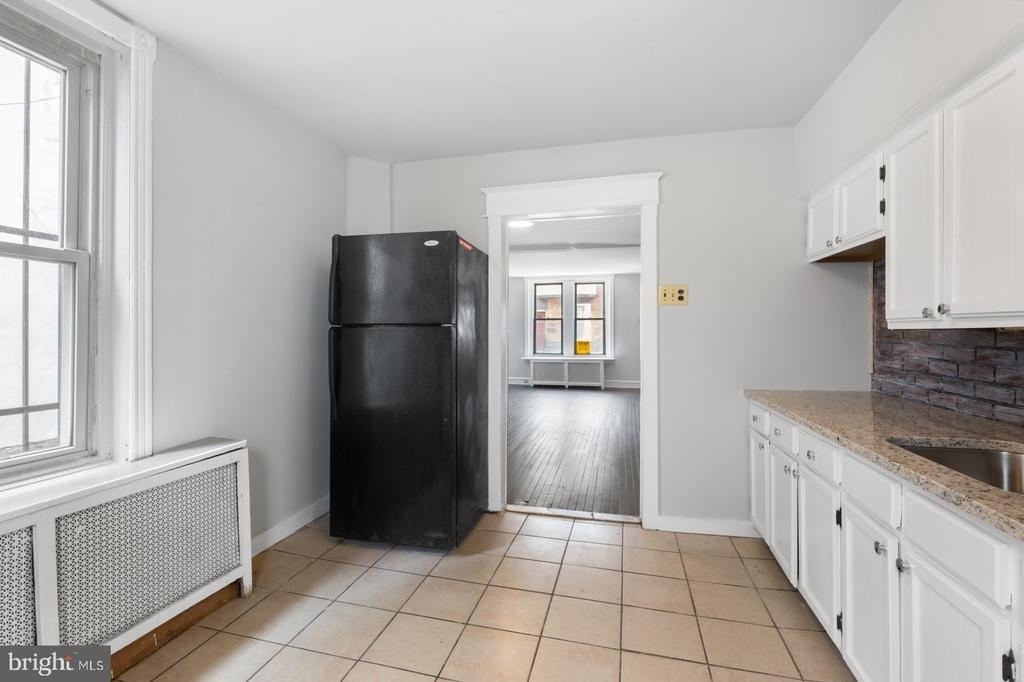 2341 Watkins Street - Photo 10