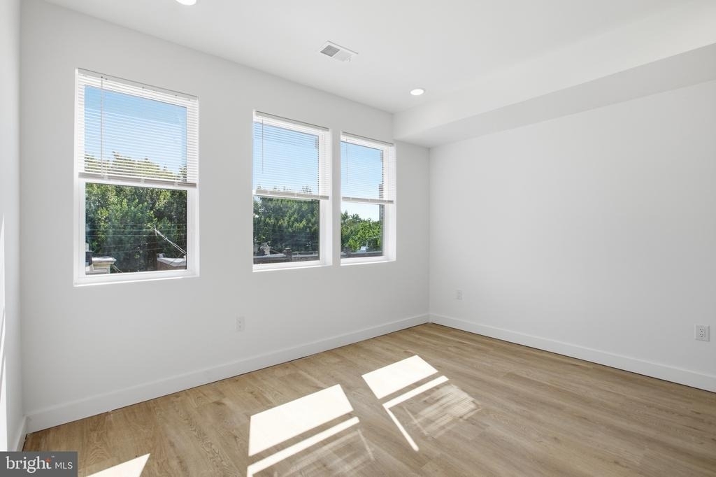 2554 N 12th Street - Photo 13