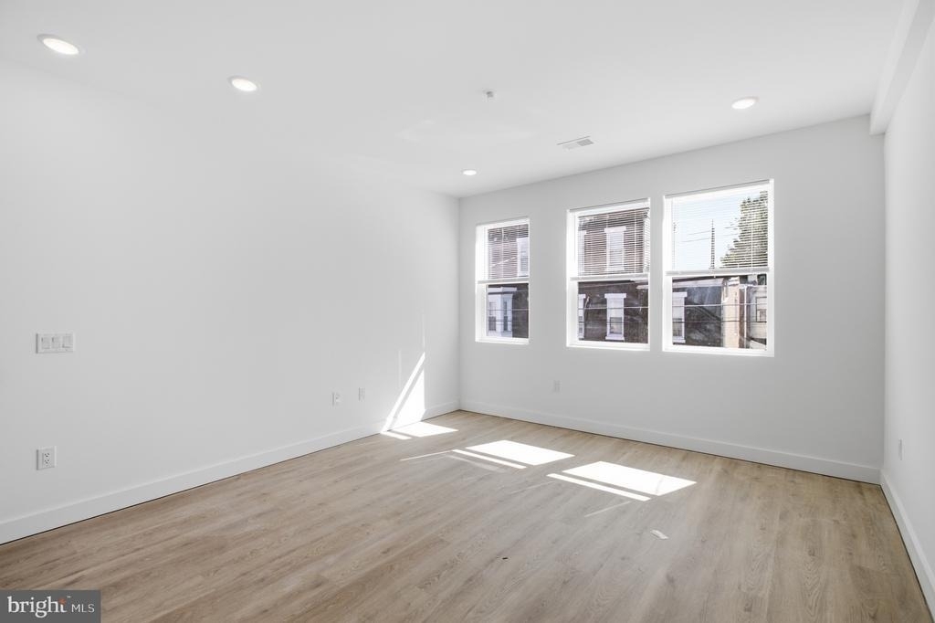 2554 N 12th Street - Photo 5