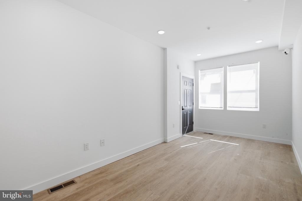 2554 N 12th Street - Photo 3