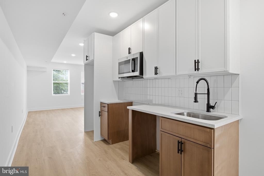 2216 N Franklin Street - Photo 5