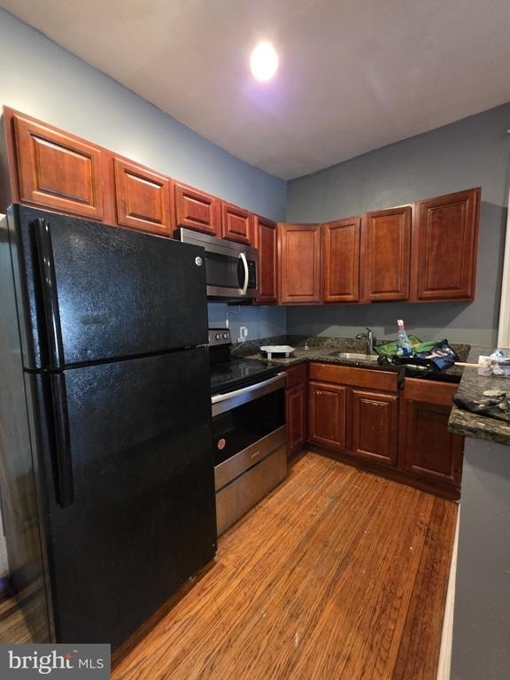 5329 Walnut Street - Photo 0