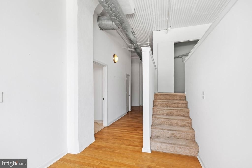 2200 Arch Street - Photo 16