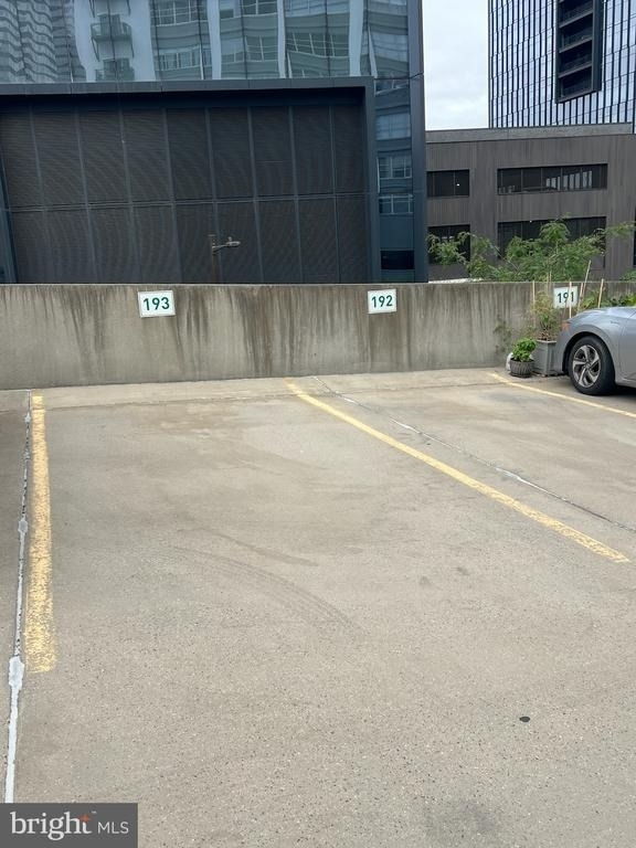2200 Arch Street - Photo 5