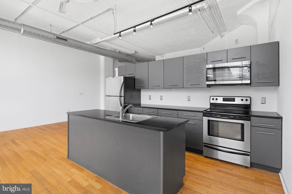 2200 Arch Street - Photo 9