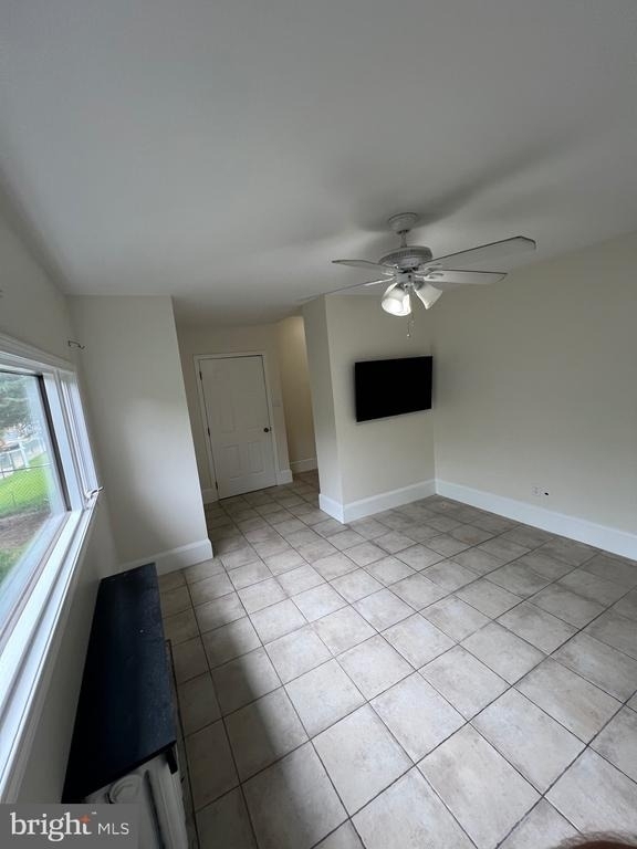 143 E Moreland Avenue - Photo 14