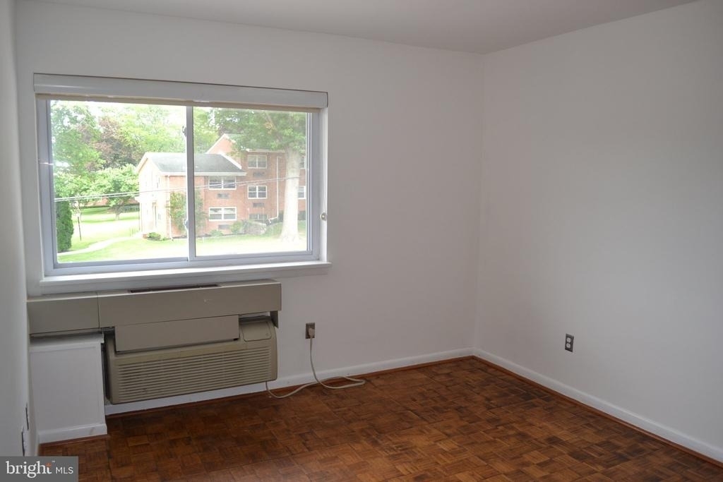 650 Brooke Rd - Photo 11