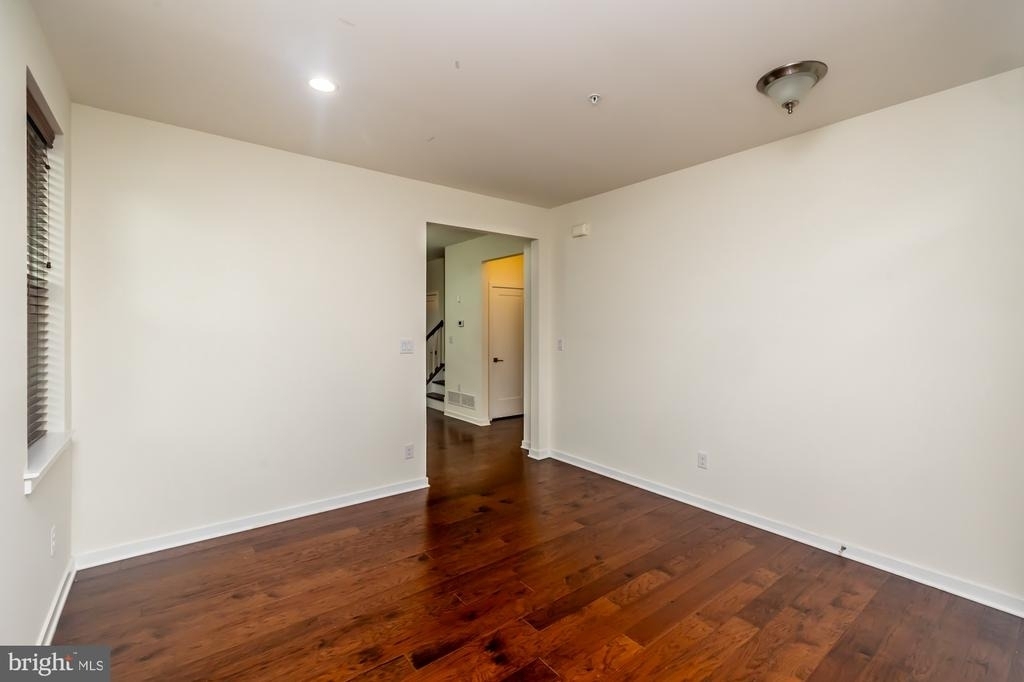 401 Wynstone Court - Photo 5