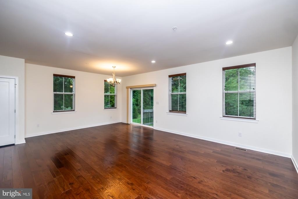 401 Wynstone Court - Photo 13