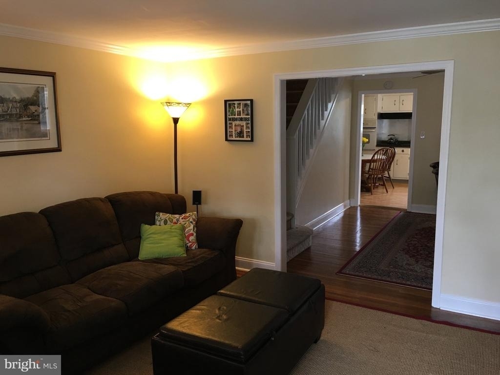 130 E 8th Avenue - Photo 17