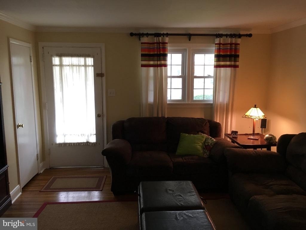 130 E 8th Avenue - Photo 16