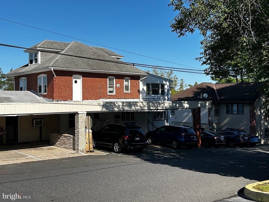 2783 E High Street - Photo 0