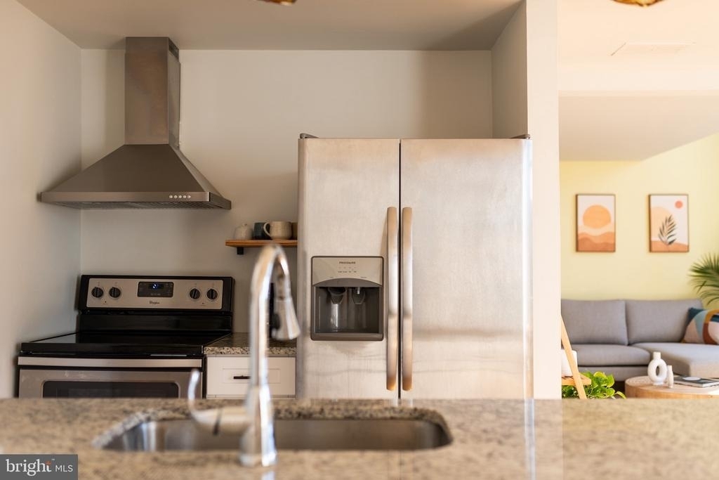 235 Locust Street - Photo 12