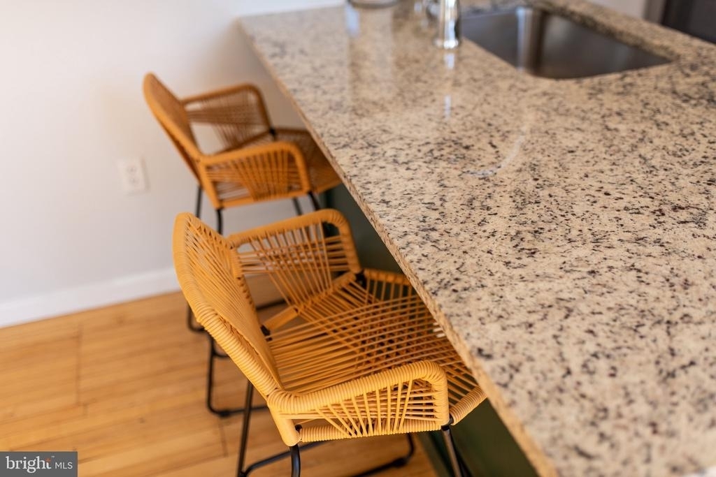235 Locust Street - Photo 11