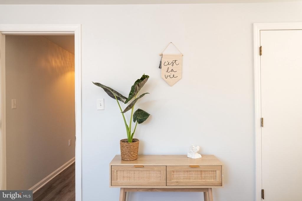 235 Locust Street - Photo 23