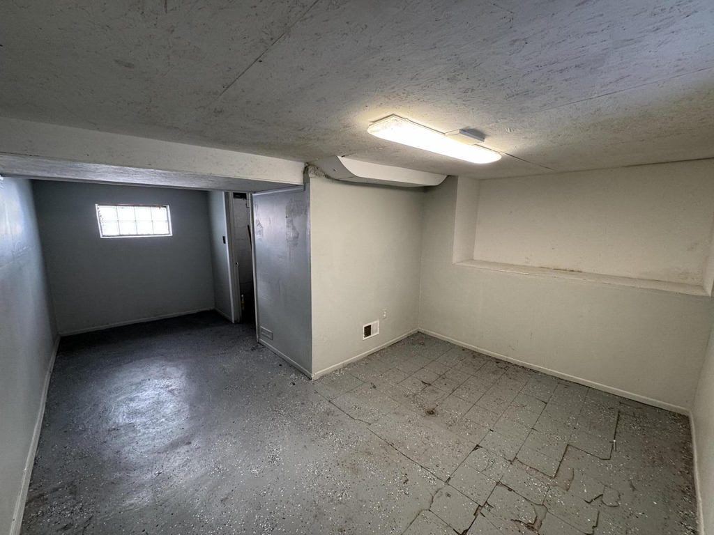 17125 Dora Street - Photo 8