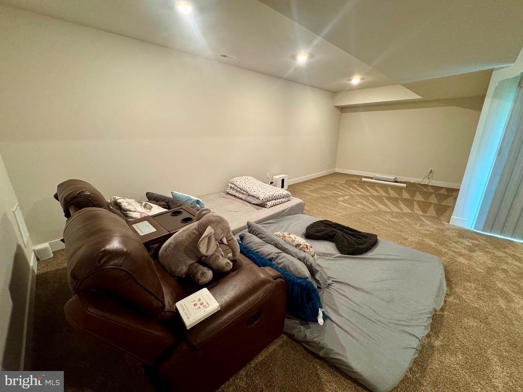525 Buttonwood St - Photo 16