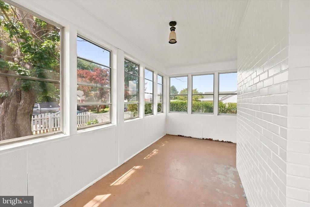 843 Taylor Street - Photo 6