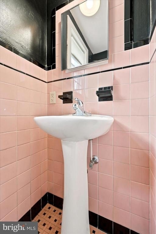 843 Taylor Street - Photo 12