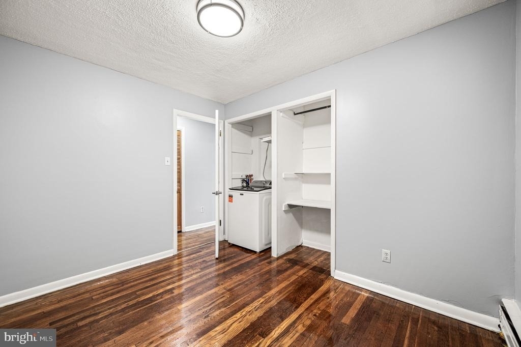 25 E Pennsbury Way - Photo 14