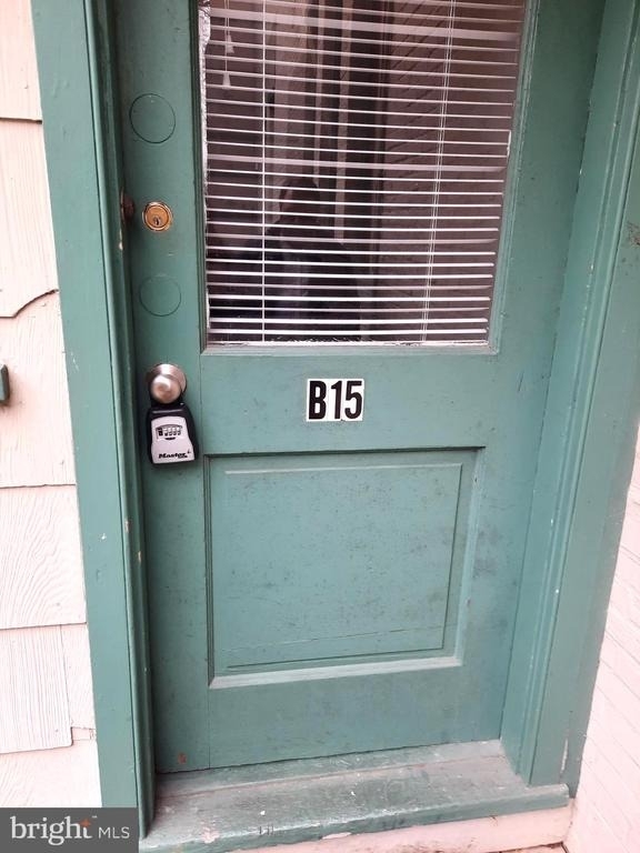 12 S Filbert Street - Photo 2