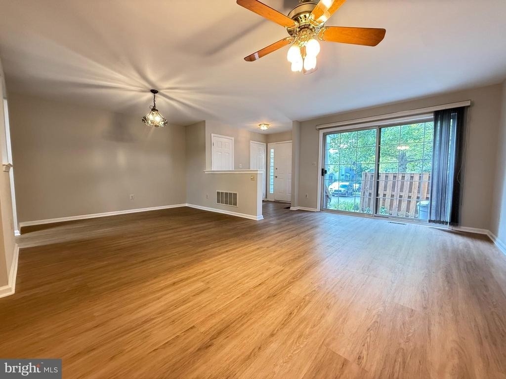 9408 Sheffield Drive - Photo 3
