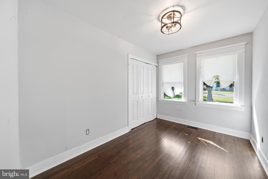 409 River Road - Photo 13