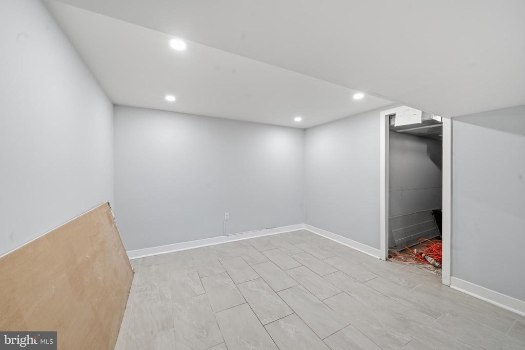 409 River Road - Photo 21