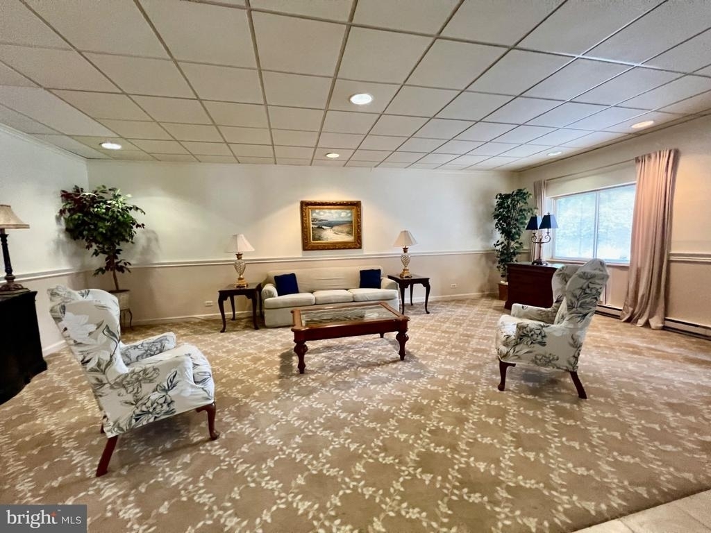 860 Lower Ferry Road - Photo 14