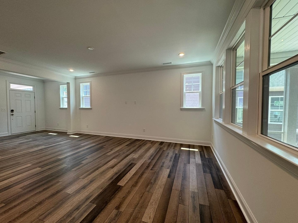 744 Longleaf Grove Lane - Photo 9