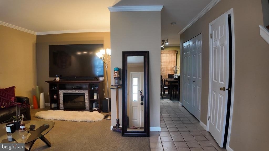 4904 Winterbury Drive - Photo 3