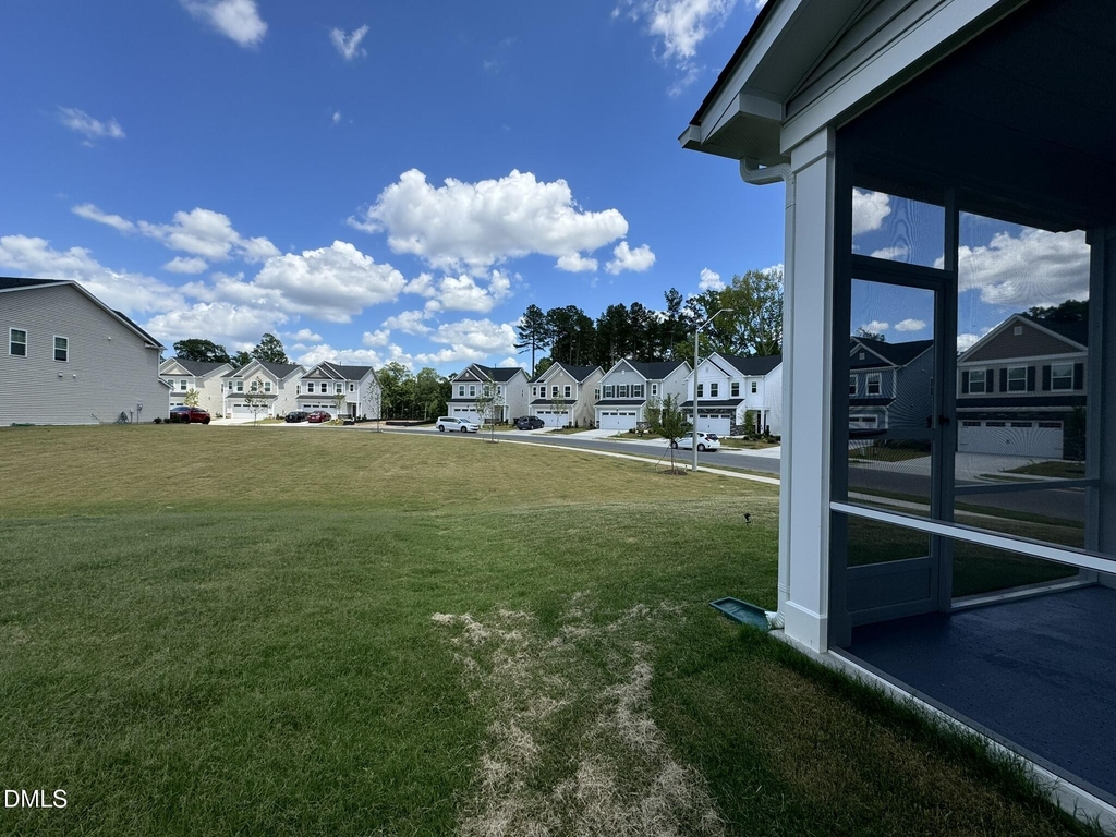 104 Yellow Iris Drive - Photo 34