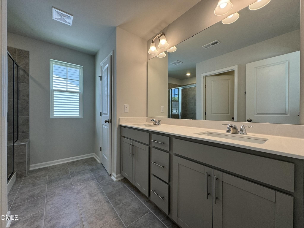 104 Yellow Iris Drive - Photo 23