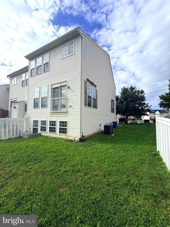 17664 Potter Bell Way - Photo 3