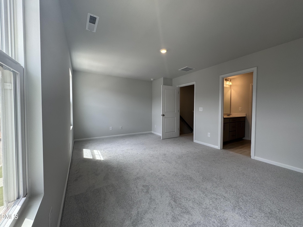 407 Deercroft Drive - Photo 14