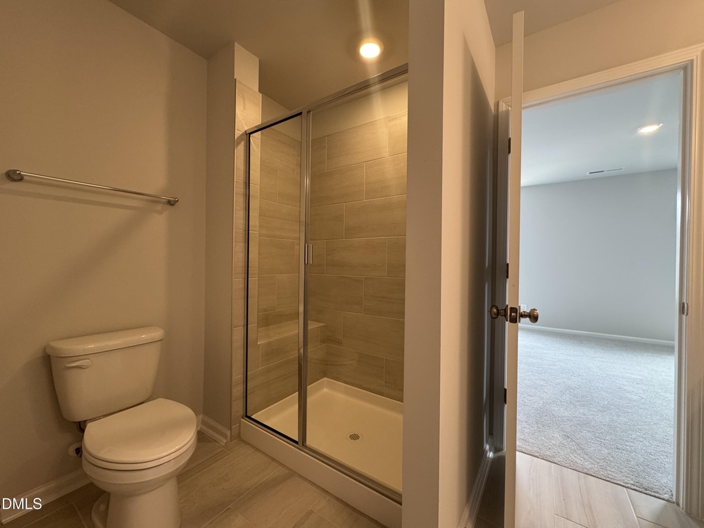 407 Deercroft Drive - Photo 17