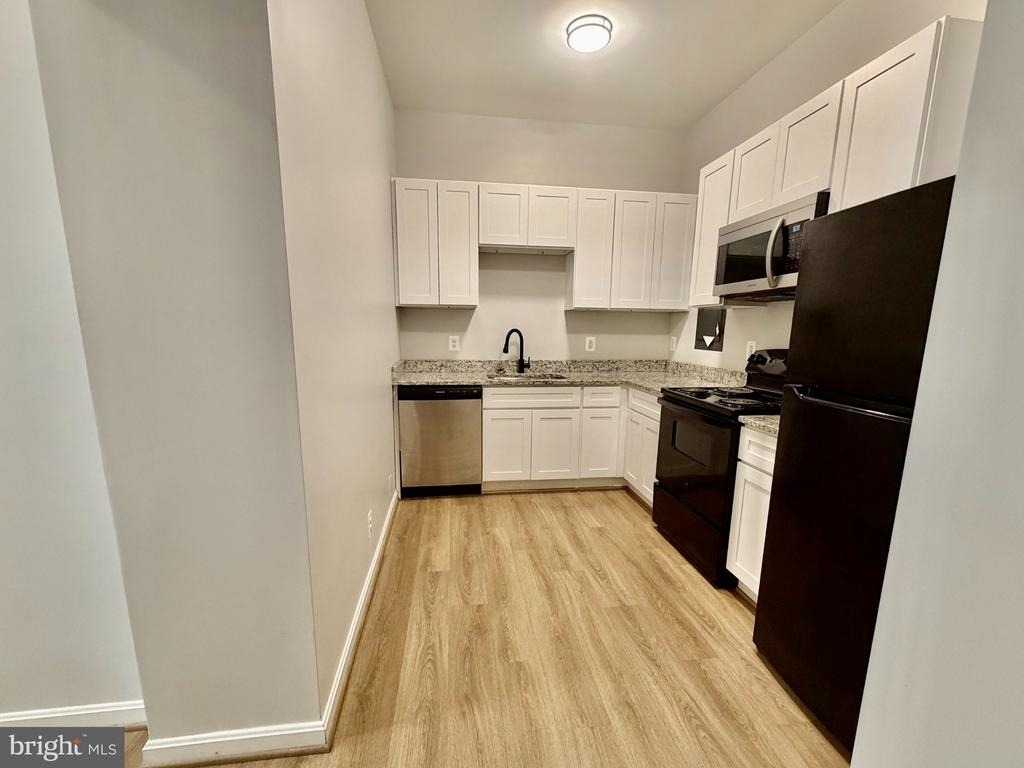 17476 Piney Point Road - Photo 4
